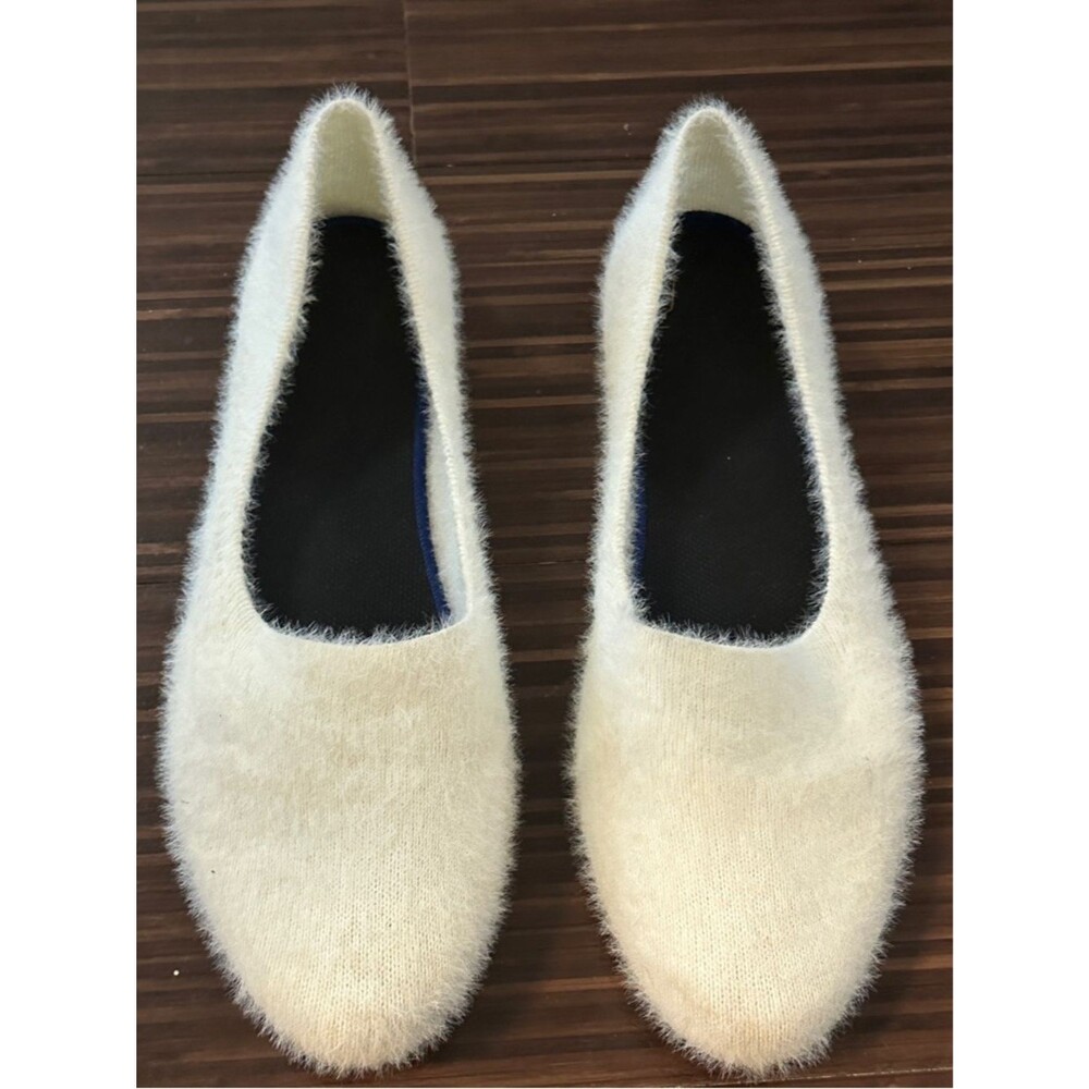 Women's Cream Fuzzy Ballet Flats womens Sz 39 8